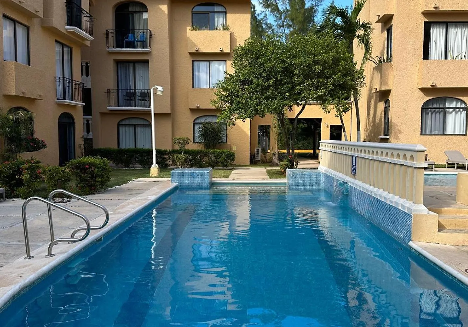 Cancun Condo & Resort Aparthotel