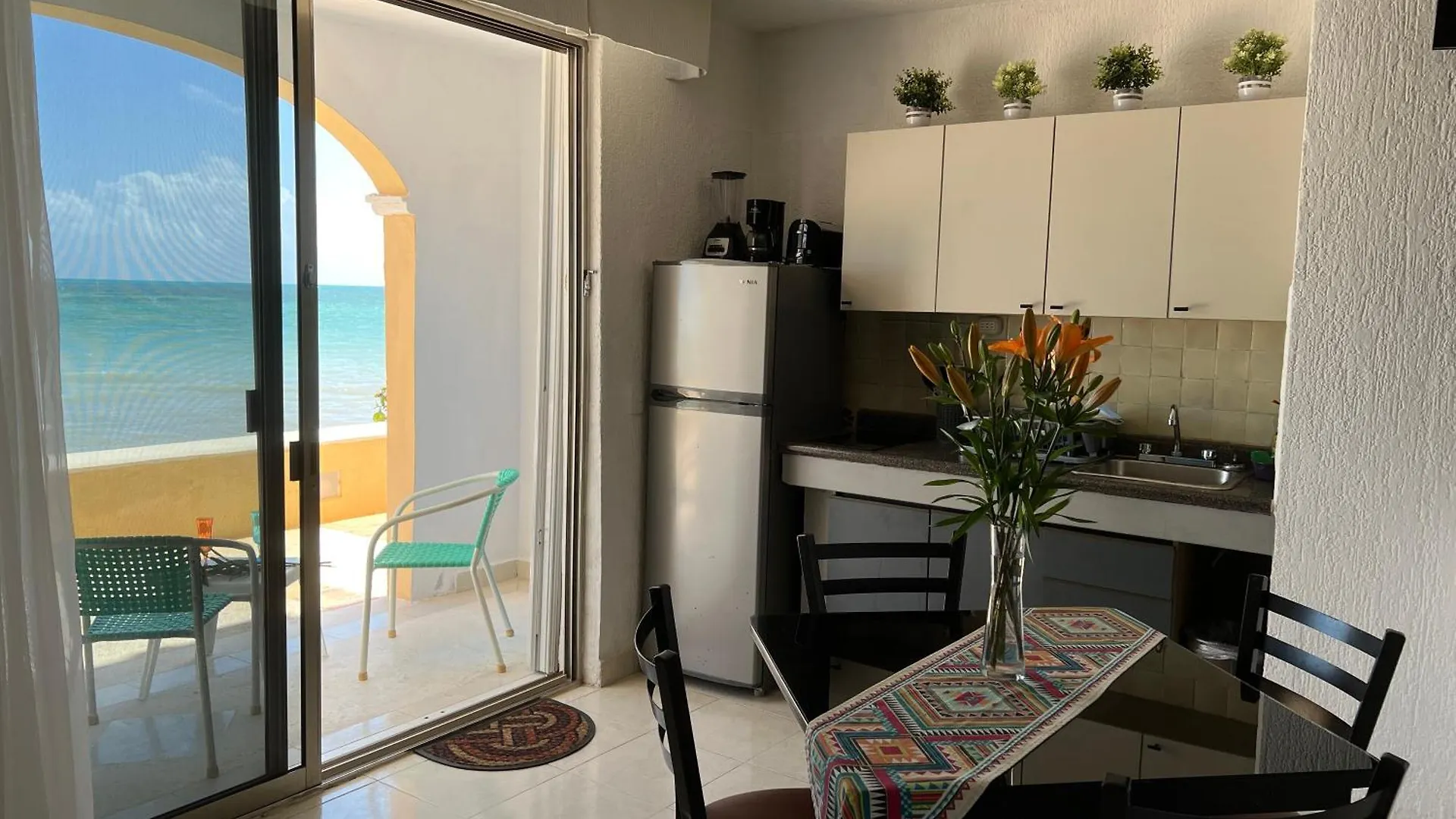 Ξενοδοχείο με διαμερίσματα Cancun Condo & Resort Μεξικό