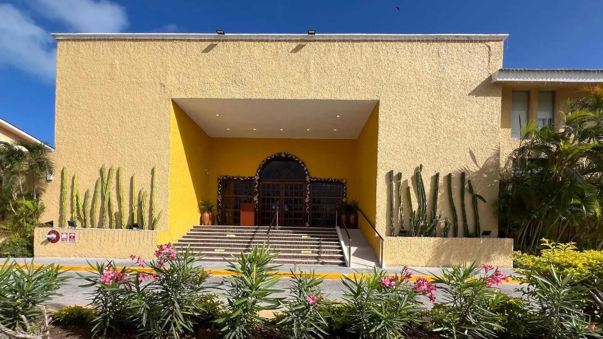 Cancun Condo & Resort 0*,  Μεξικό
