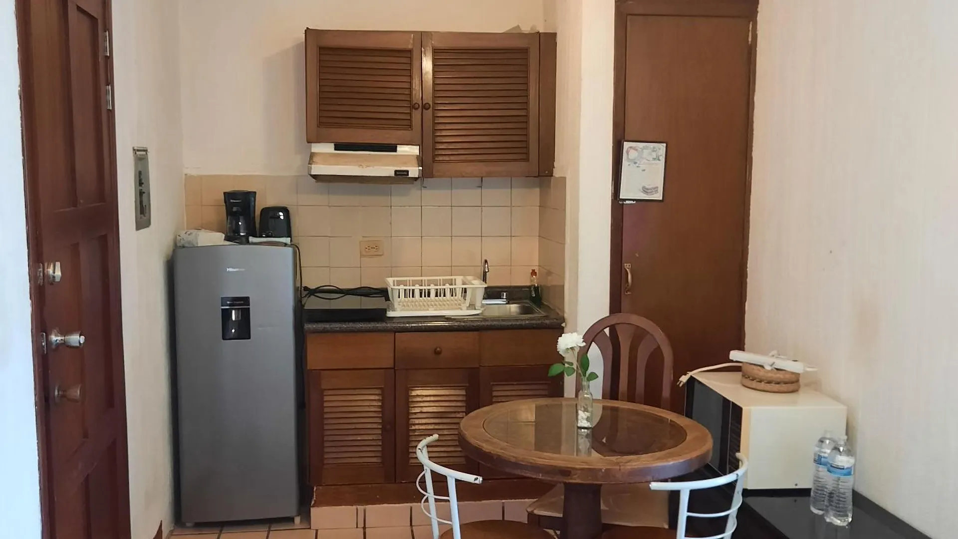 Ξενοδοχείο με διαμερίσματα Cancun Condo & Resort